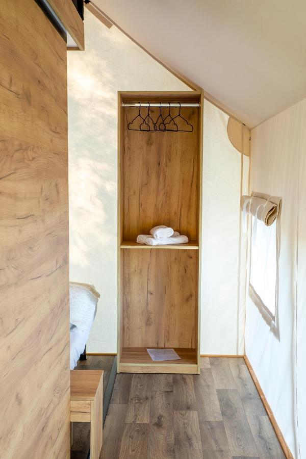 Glamping Pod Gwiazdami Pietrusza Wola酒店 外观 照片