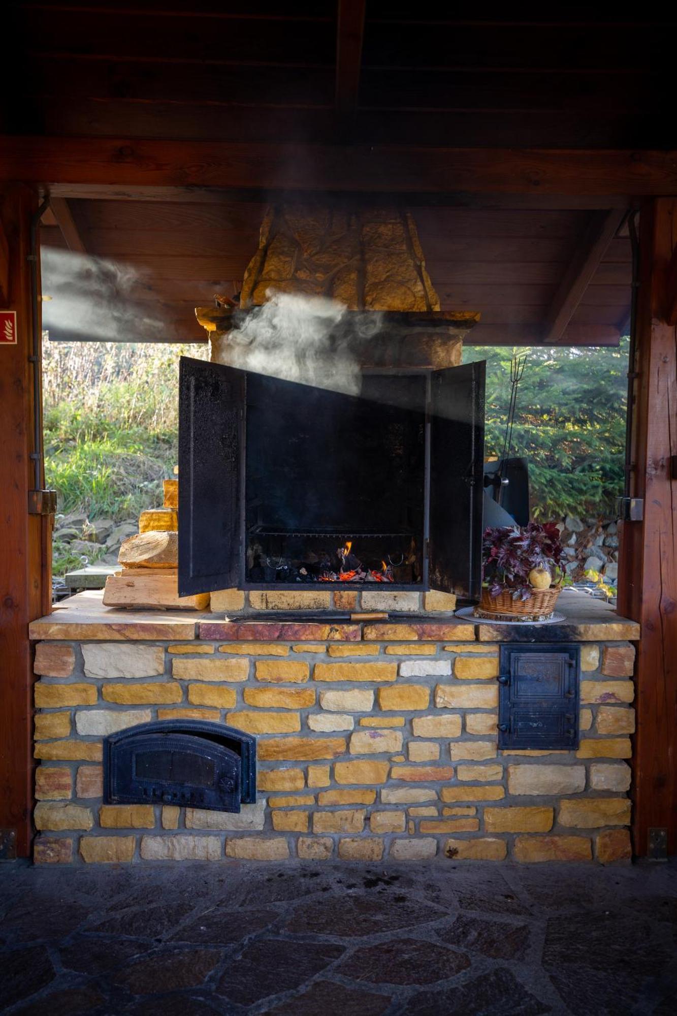 Glamping Pod Gwiazdami Pietrusza Wola酒店 外观 照片